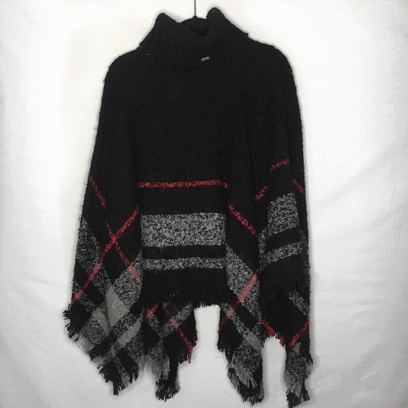 Calvin Klein Poncho - Picture 1 of 4